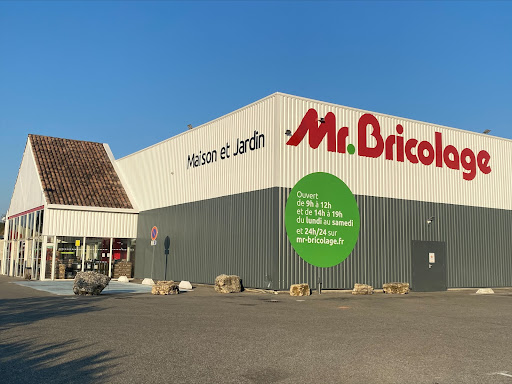 Plus de 20 000 références dans l’univers du bricolage