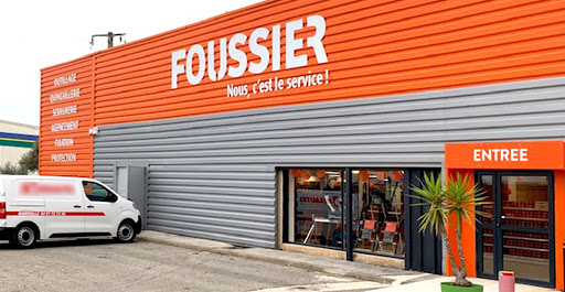 Retrouvez les produits de la quincaillerie professionnelle Foussier près de chez vous : serrurerie