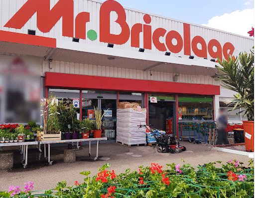 Plus de 20 000 références dans l’univers du bricolage