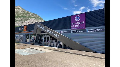 Notre magasin de carrelage et agencement de la salle de bain à Grenoble (Isère